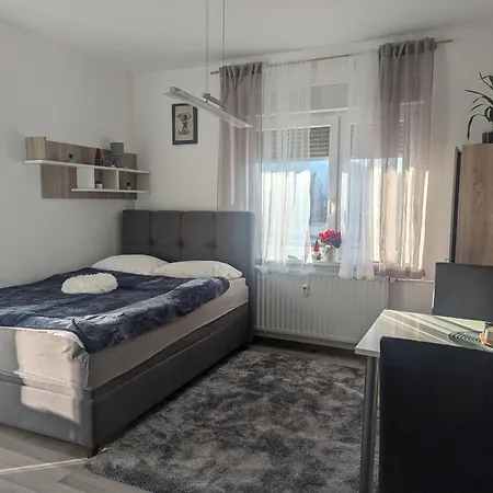 Apartment Dino Z Balkonom