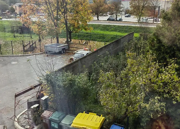 Dino Z Balkonom شقة *